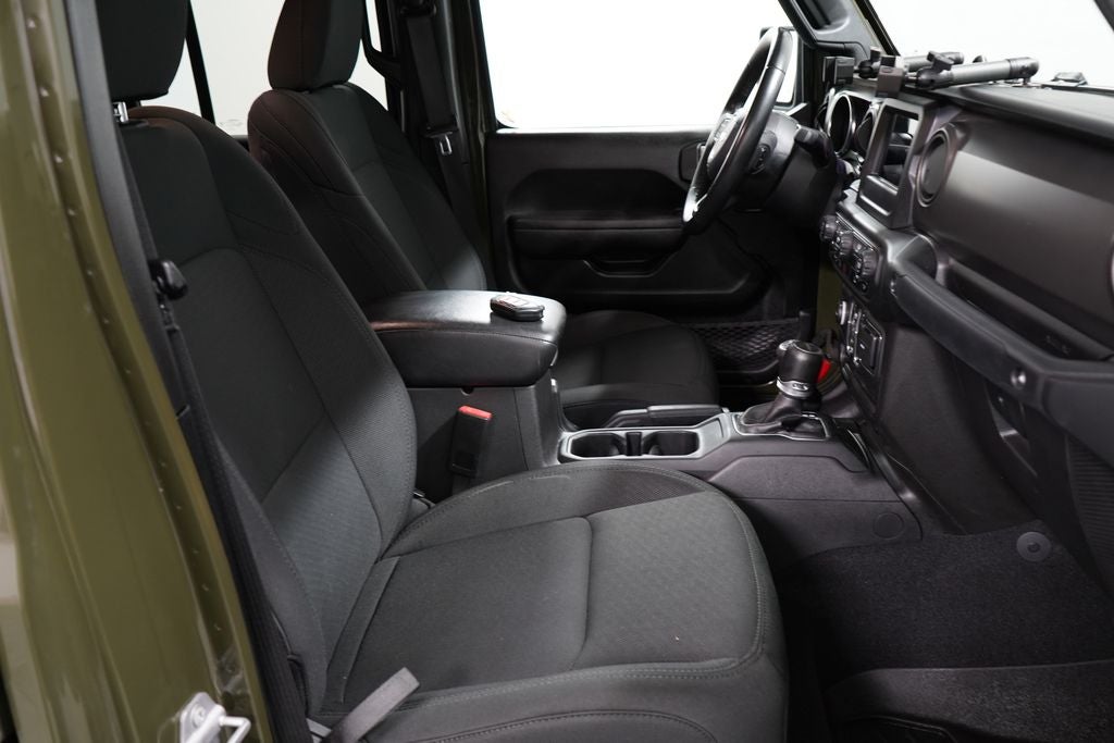 2022 Jeep Gladiator Sport S
