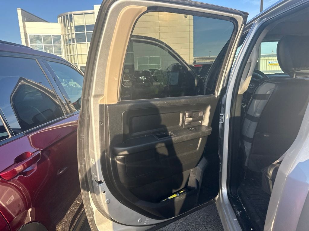 2017 RAM 1500 Base