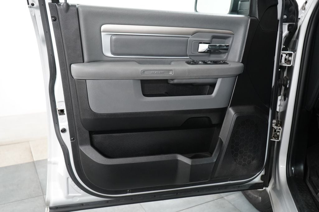2015 RAM 1500 Base