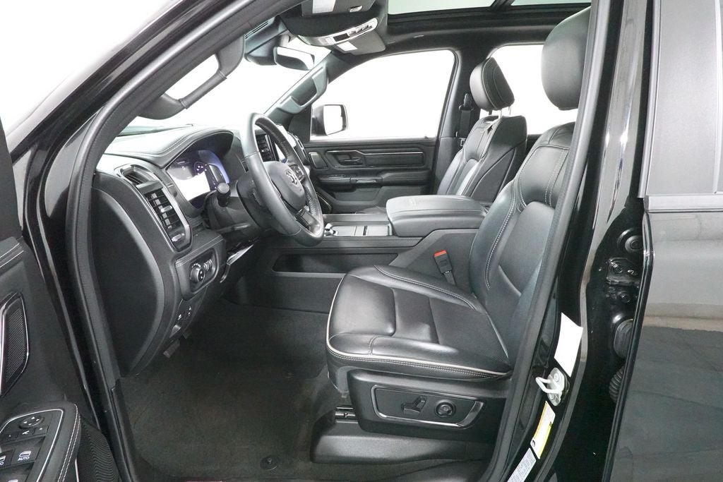 2023 RAM 1500 Base