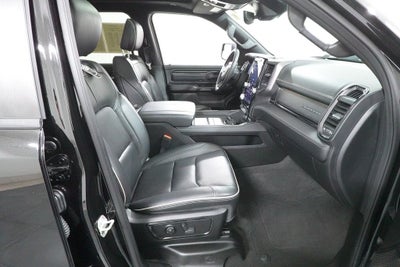2023 RAM 1500 Base