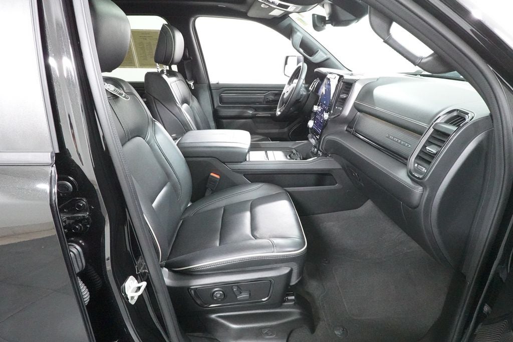 2023 RAM 1500 Base