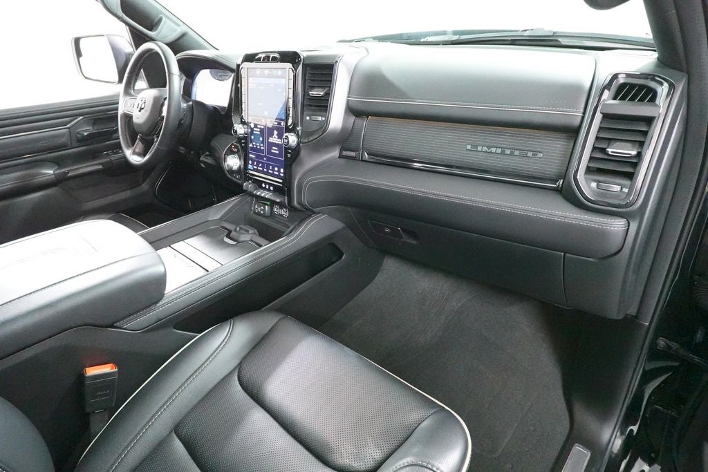2023 RAM 1500 Base