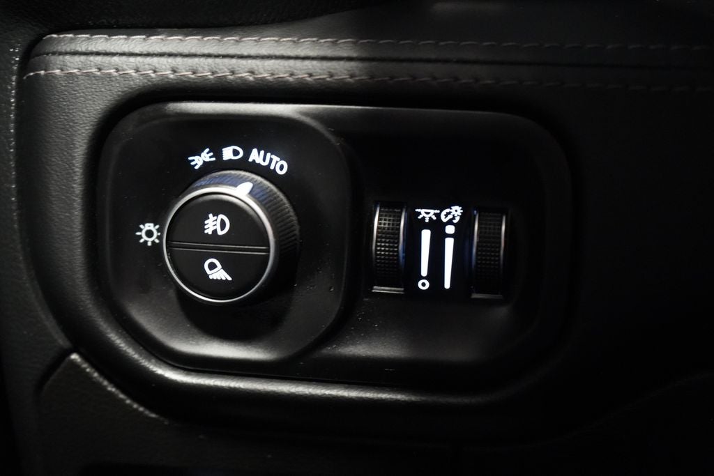 2022 RAM 1500 Base