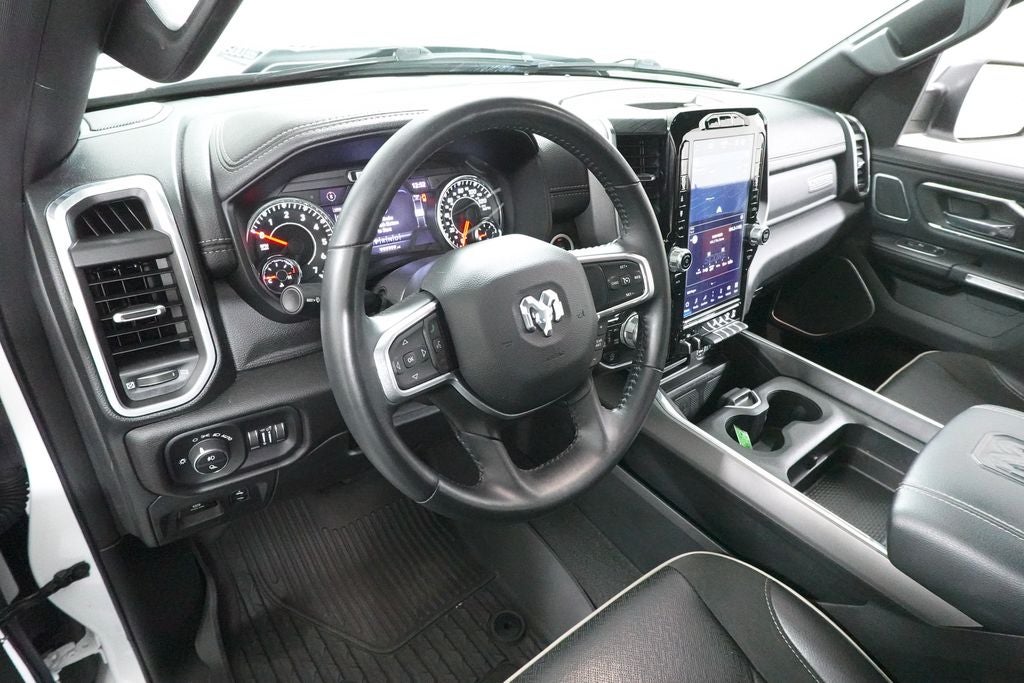 2023 RAM 1500 Laramie Crew Cab 4x4 5'7' Box