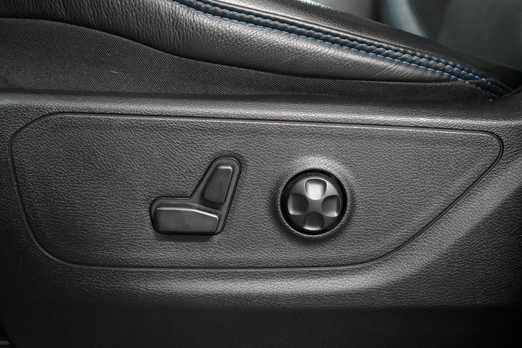2023 RAM 1500 Base