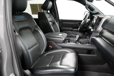 2023 RAM 1500 Base