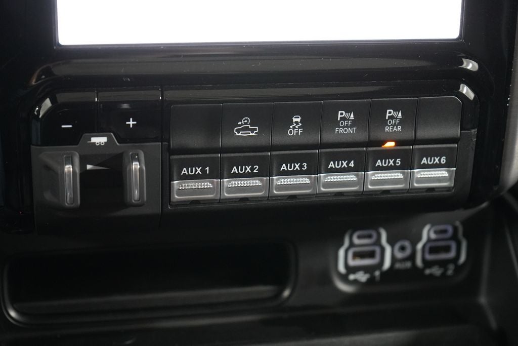2023 RAM 1500 Base