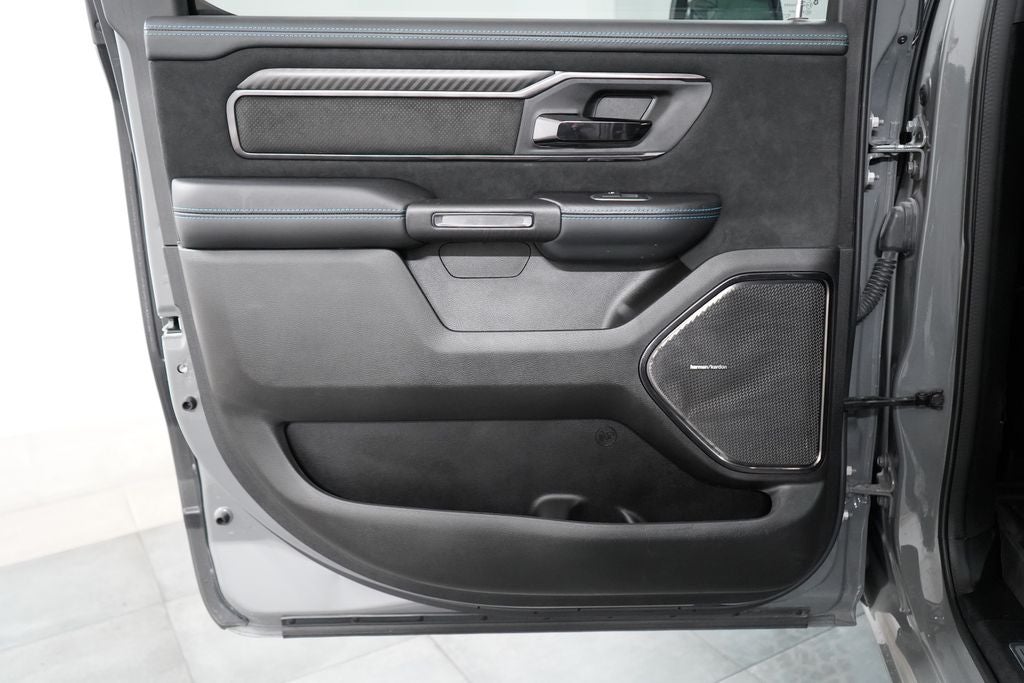 2023 RAM 1500 Base