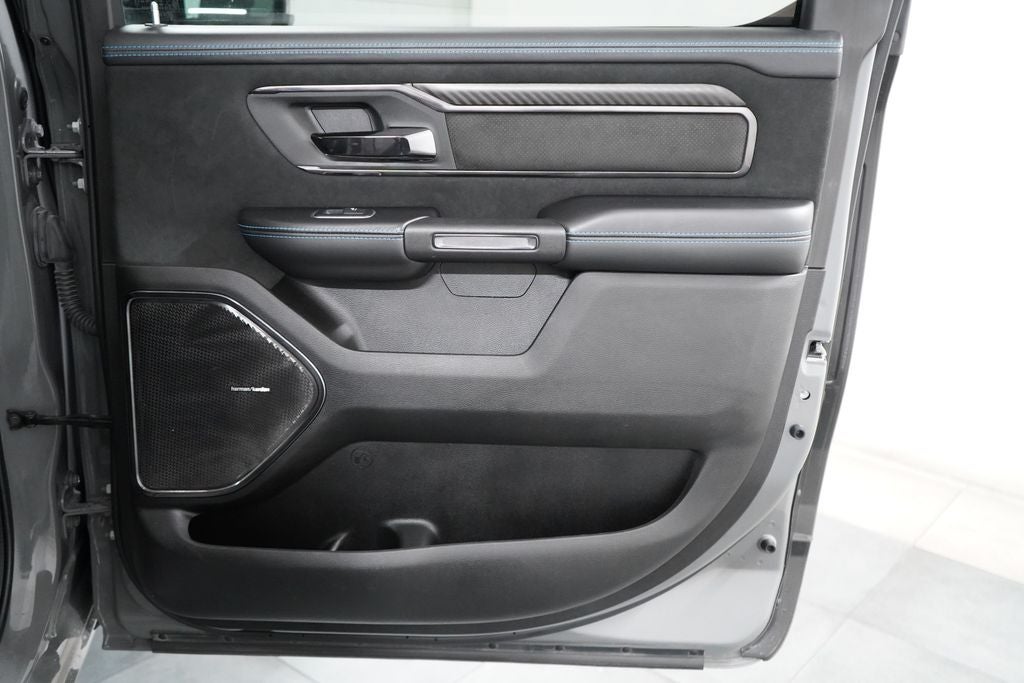 2023 RAM 1500 Base