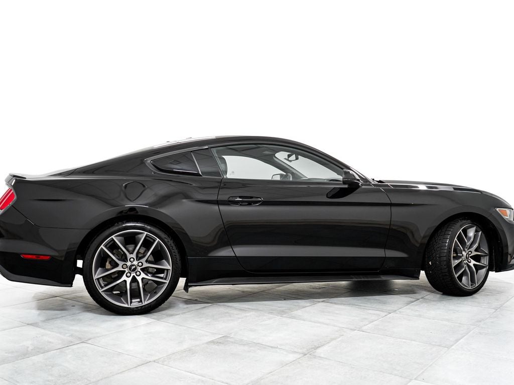 2016 Ford Mustang Base