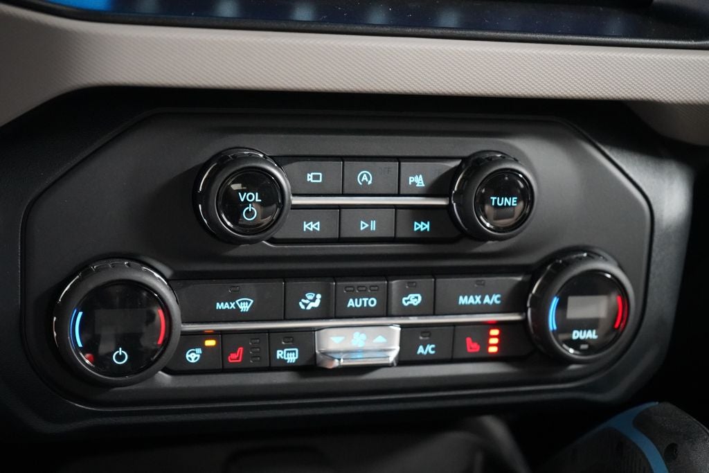 2021 Ford Bronco Base