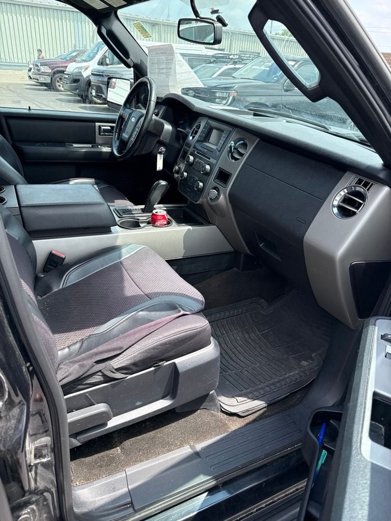 2015 Ford Expedition Base