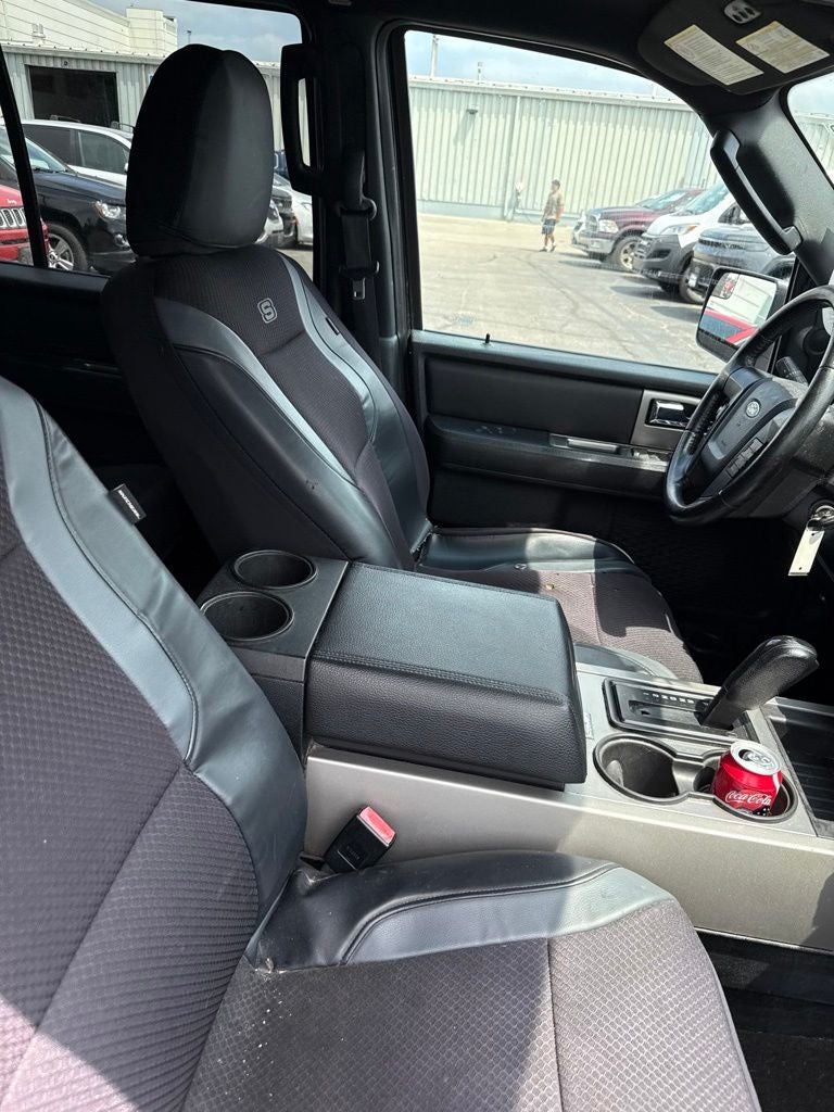 2015 Ford Expedition Base