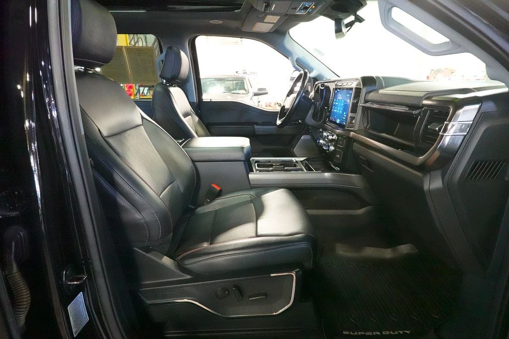 2023 Ford Super Duty F-250 Pickup Lariat