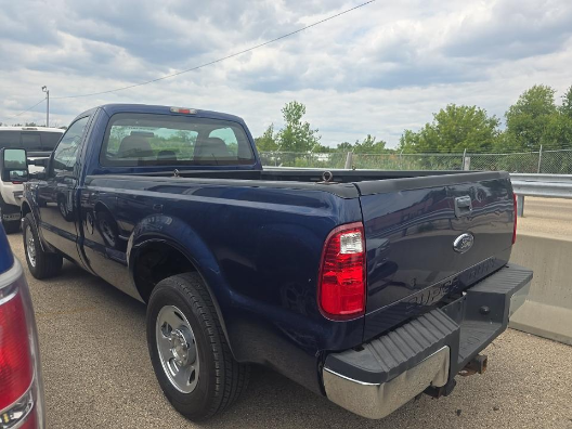 2009 Ford F-350SD Base
