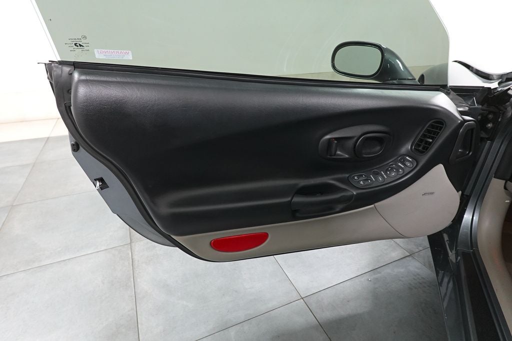 2003 Chevrolet Corvette Base