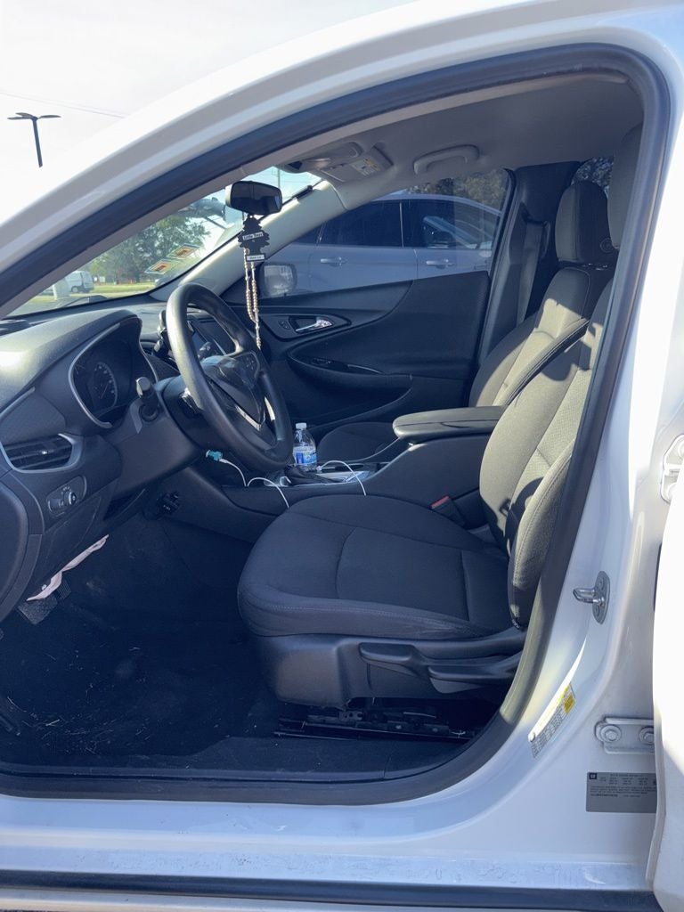2016 Chevrolet Malibu LS 1LS