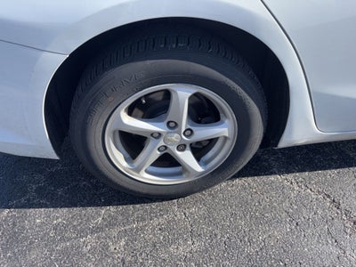 2016 Chevrolet Malibu LS 1LS