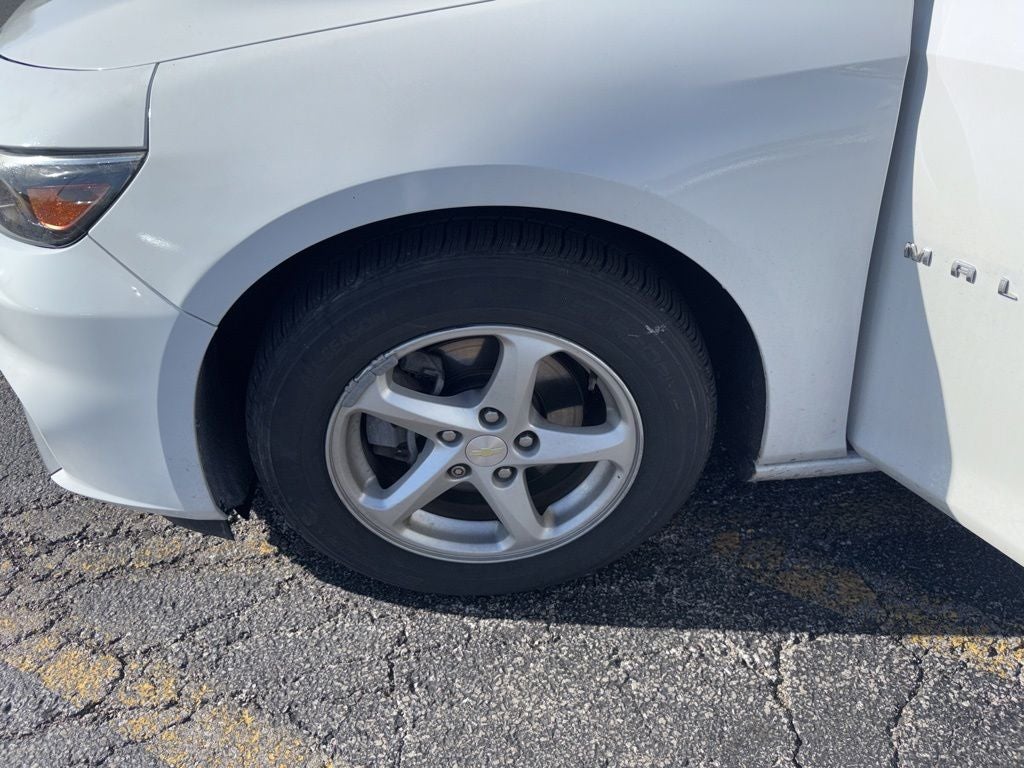 2016 Chevrolet Malibu LS 1LS