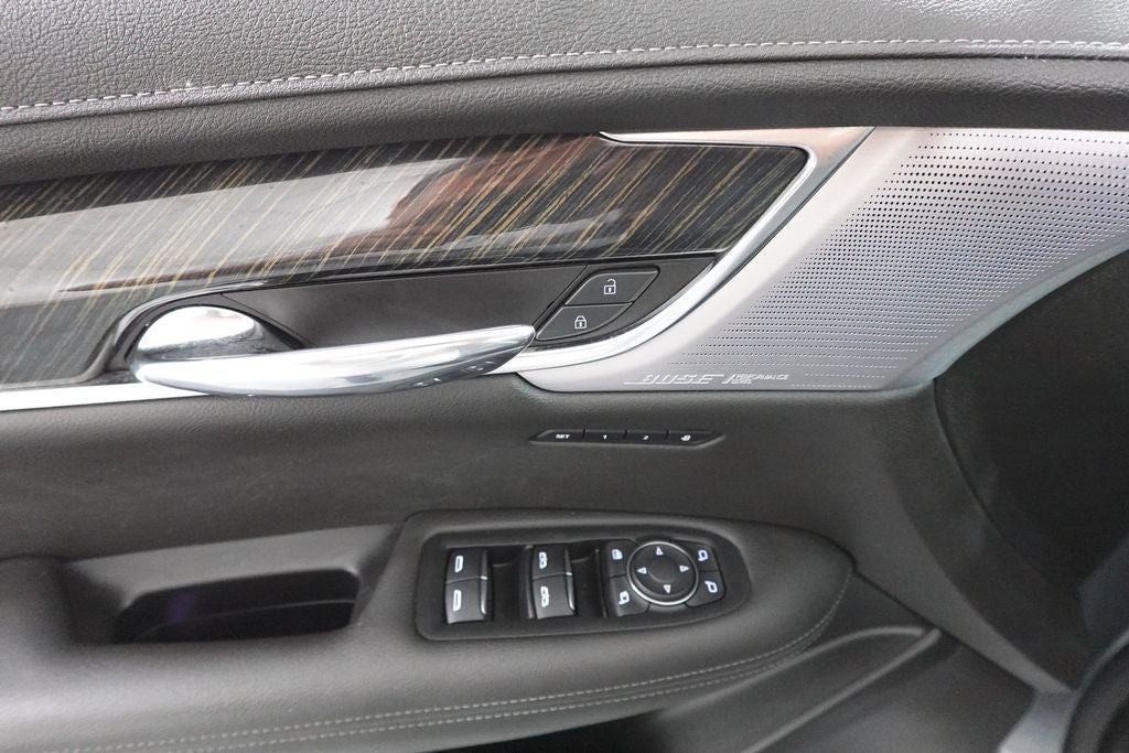 2020 Cadillac XT6 Premium Luxury