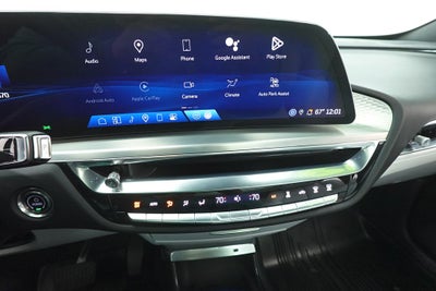 2024 Cadillac LYRIQ Sport