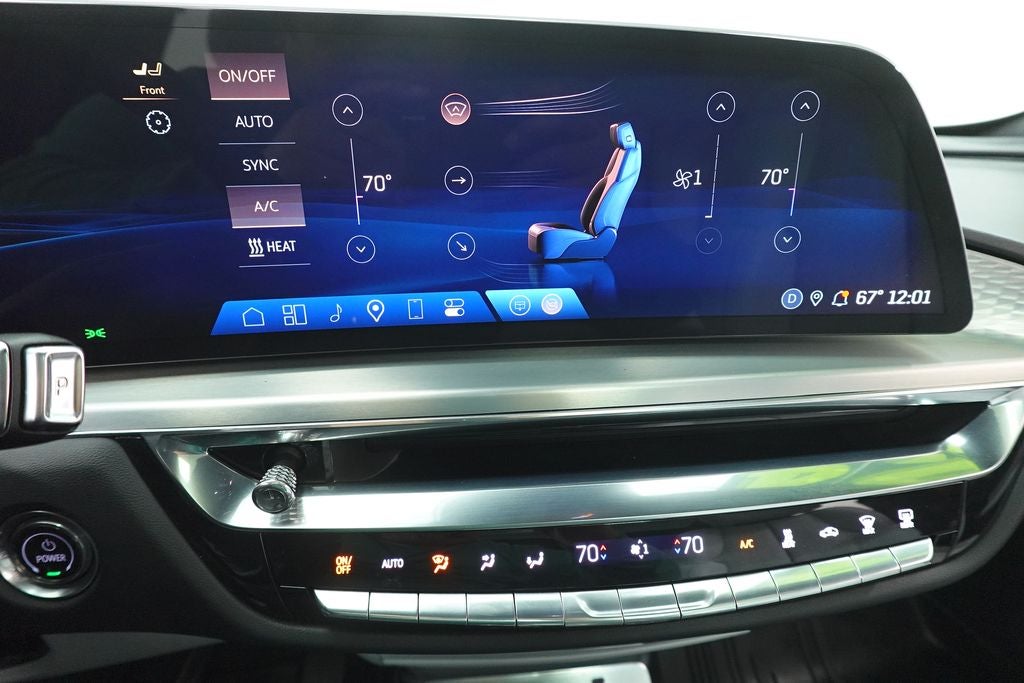 2024 Cadillac LYRIQ Sport