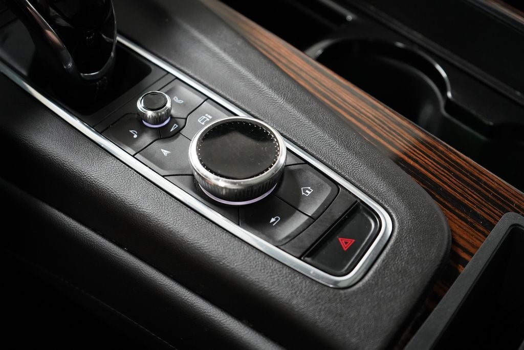 2023 Cadillac Escalade 4WD Premium Luxury