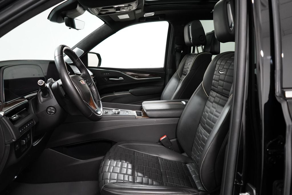 2023 Cadillac Escalade Base