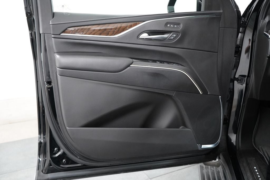 2023 Cadillac Escalade Base