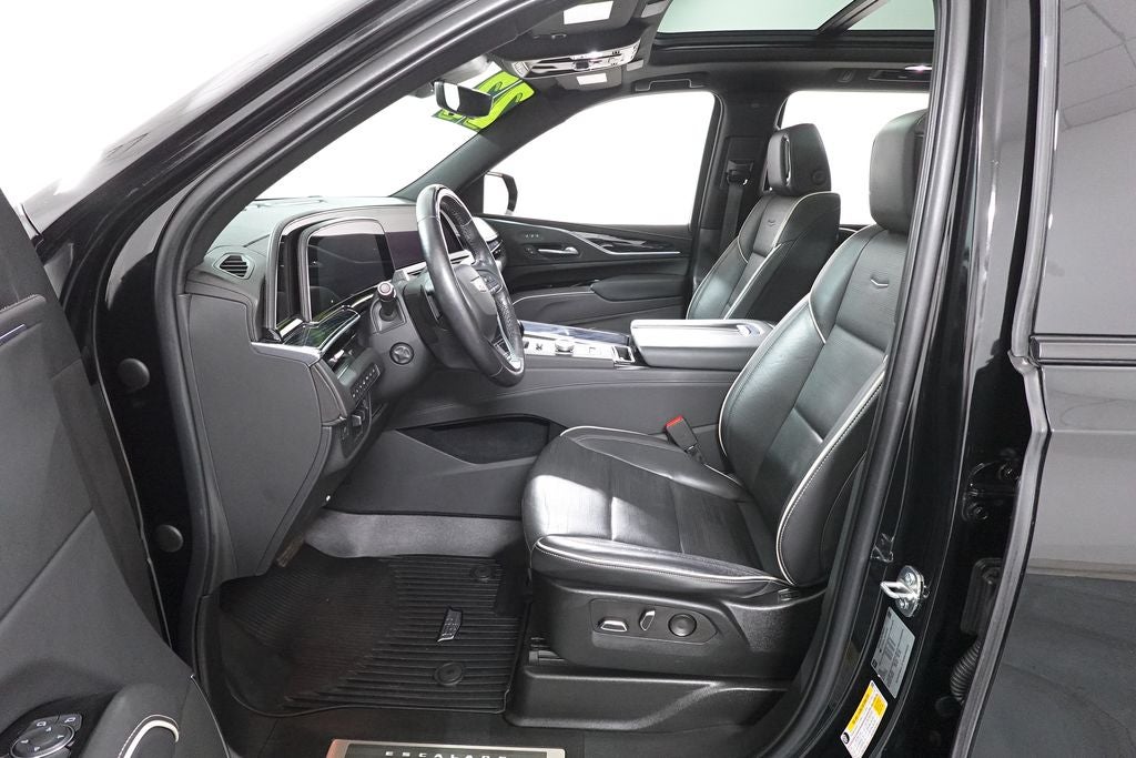 2022 Cadillac Escalade Sport