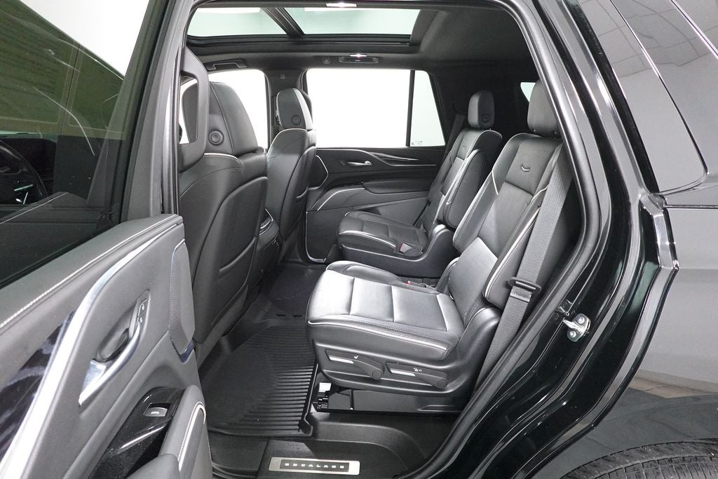 2022 Cadillac Escalade Sport