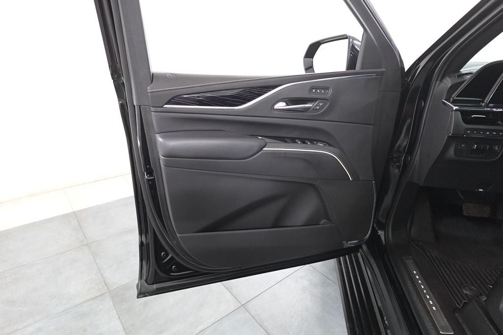 2022 Cadillac Escalade Sport