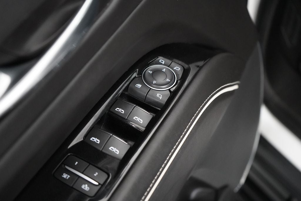2021 Cadillac Escalade Base