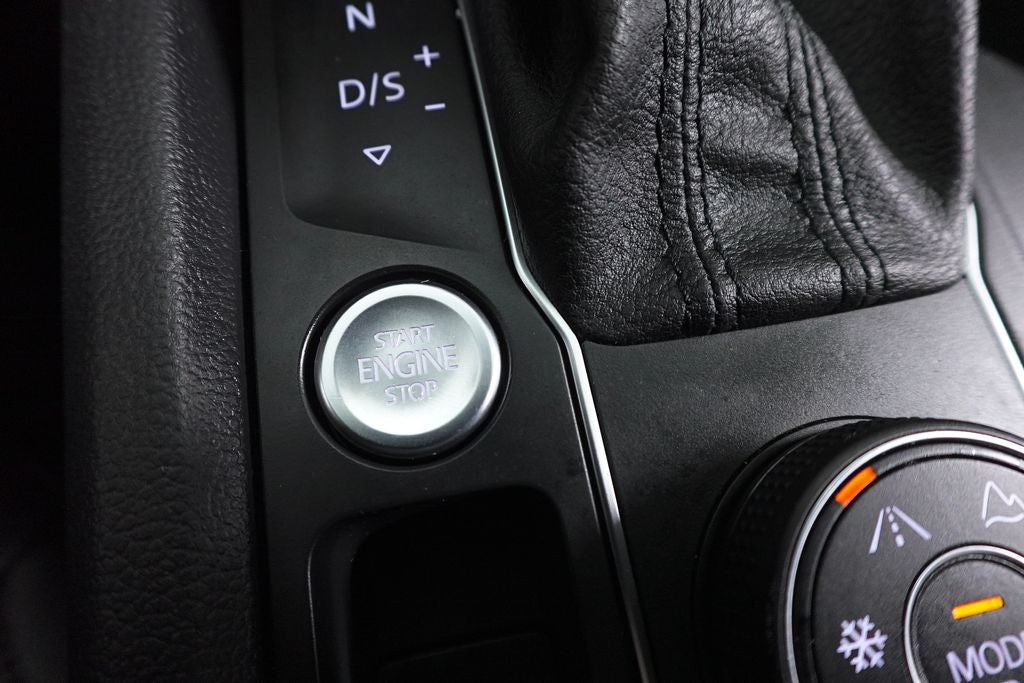 2019 Volkswagen Atlas 3.6L V6 SE R-Line