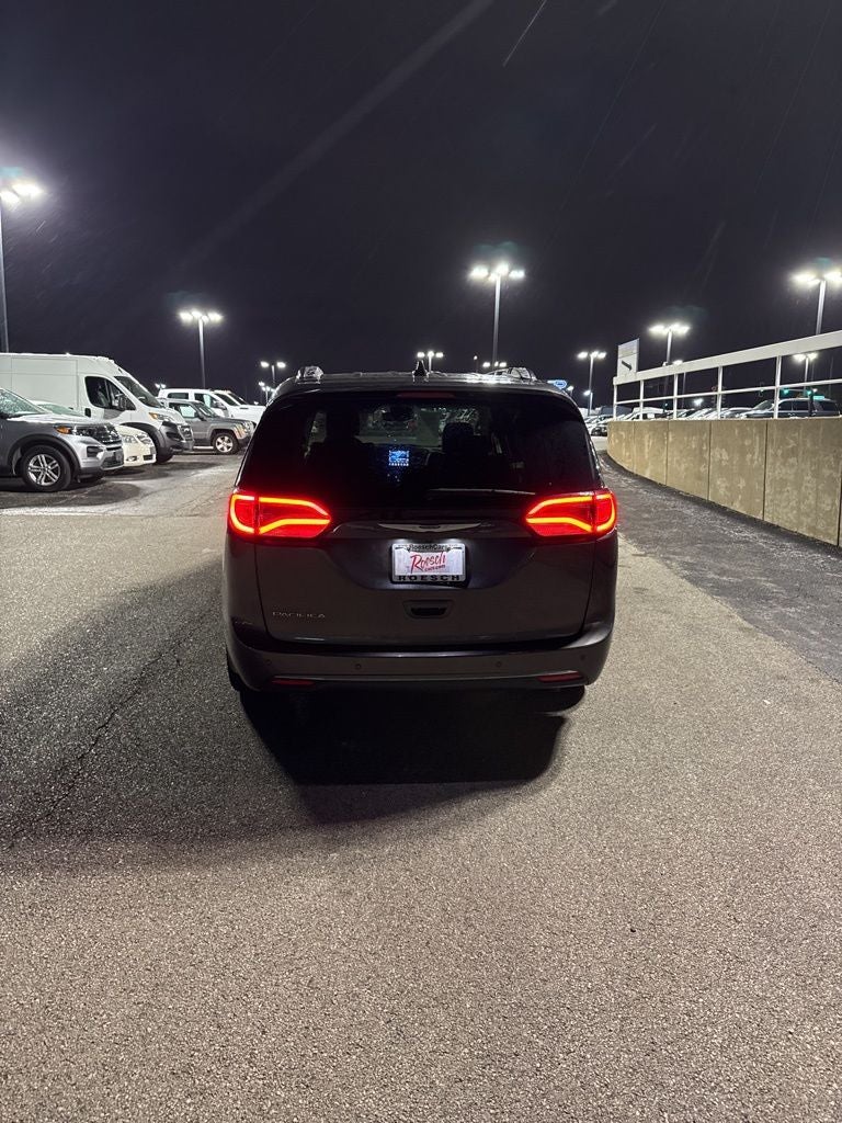 2020 Chrysler Pacifica Touring L Plus