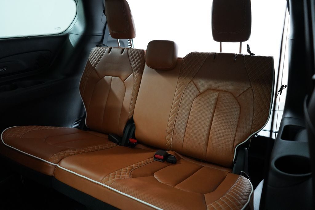 2024 Chrysler Pacifica Hybrid Hybrid Pinnacle