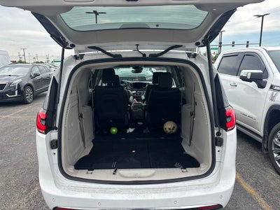 2024 Chrysler Pacifica Hybrid Hybrid Select