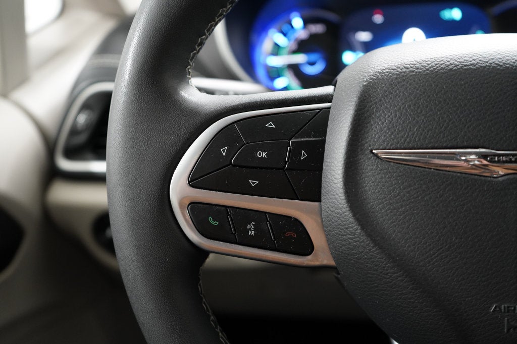 2024 Chrysler Pacifica Hybrid Hybrid Select