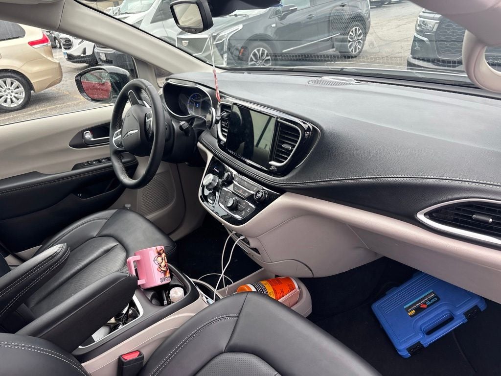 2024 Chrysler Pacifica Hybrid Hybrid Select