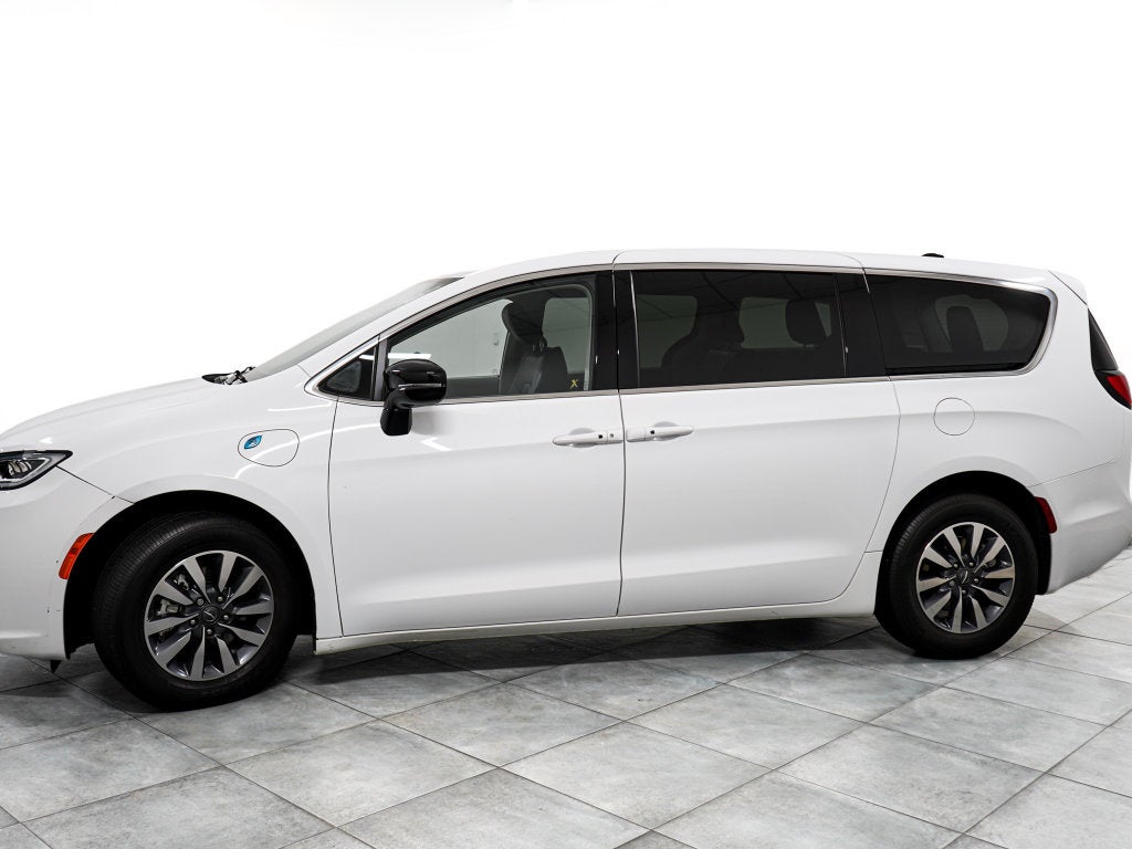 2024 Chrysler Pacifica Hybrid Hybrid Select
