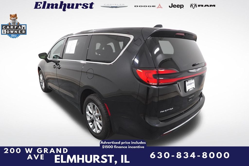 2023 Chrysler Pacifica Touring L