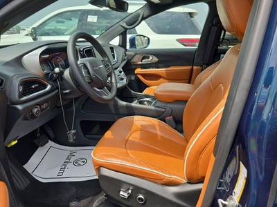 2024 Chrysler Pacifica Pinnacle