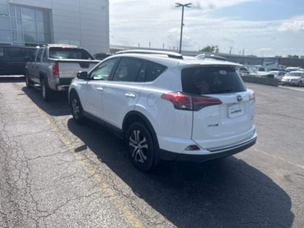 2017 Toyota RAV4 LE