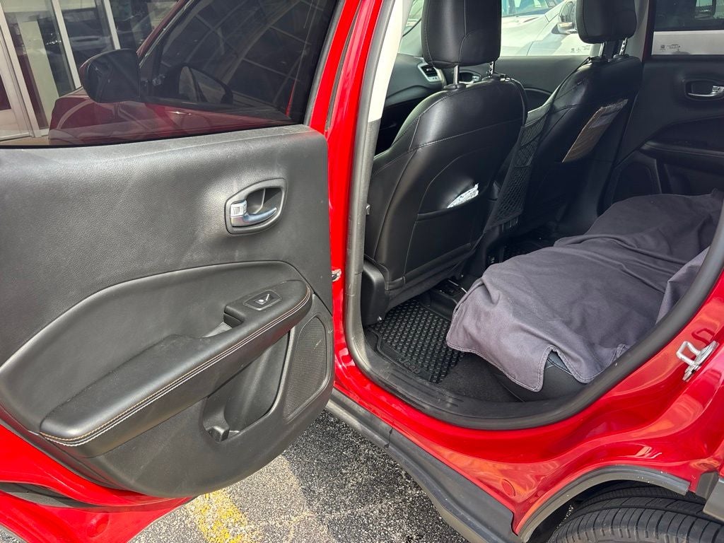 2020 Jeep Compass Latitude w/Sun/Safety Pkg