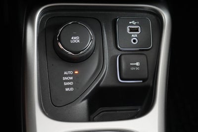 2020 Jeep Compass Latitude w/Sun/Safety Pkg