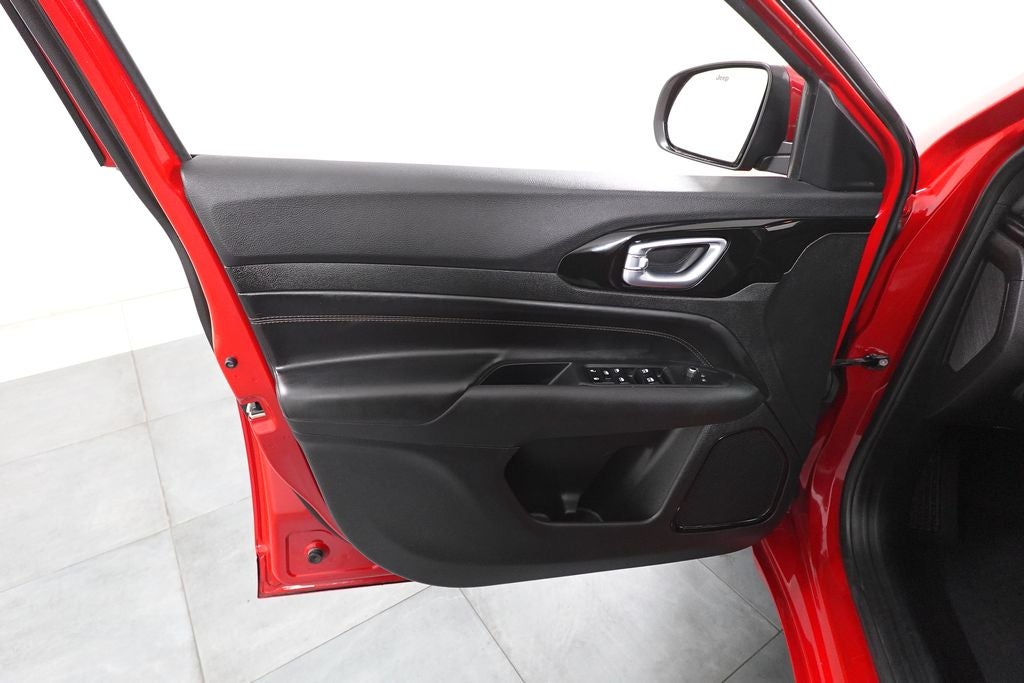 2023 Jeep Compass (Red) Edition
