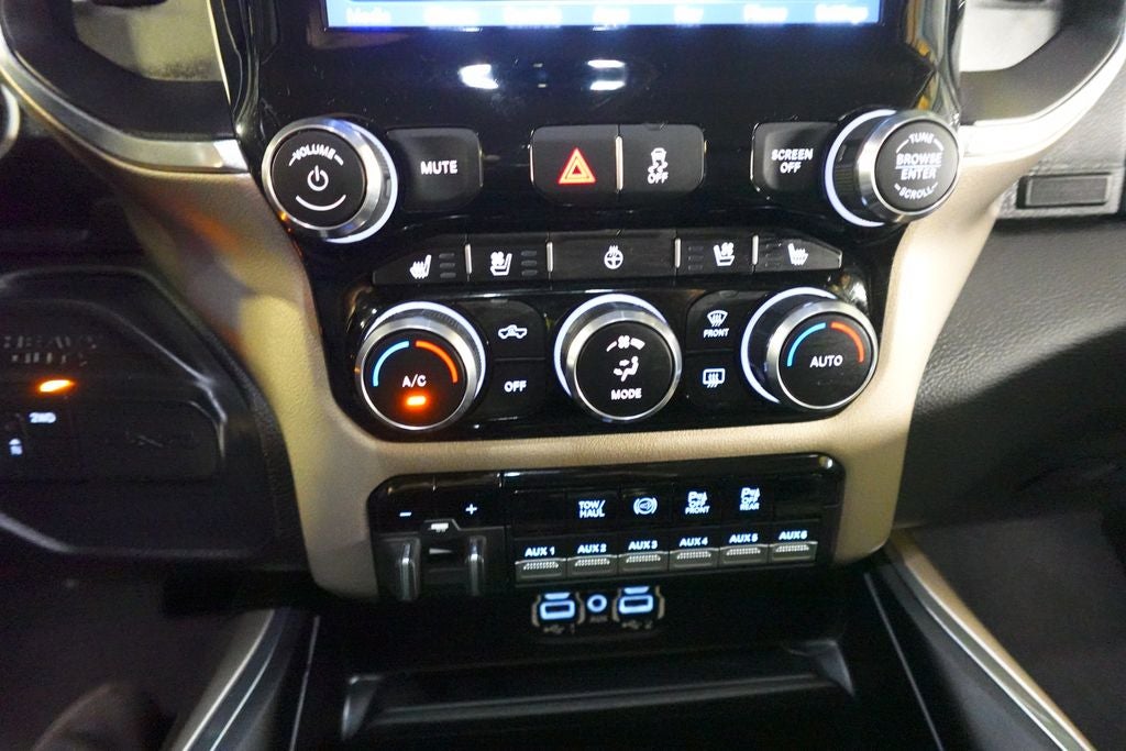 2021 RAM 2500 Laramie Crew Cab 4x4 6'4' Box