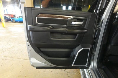 2021 RAM 2500 Laramie Crew Cab 4x4 6'4' Box