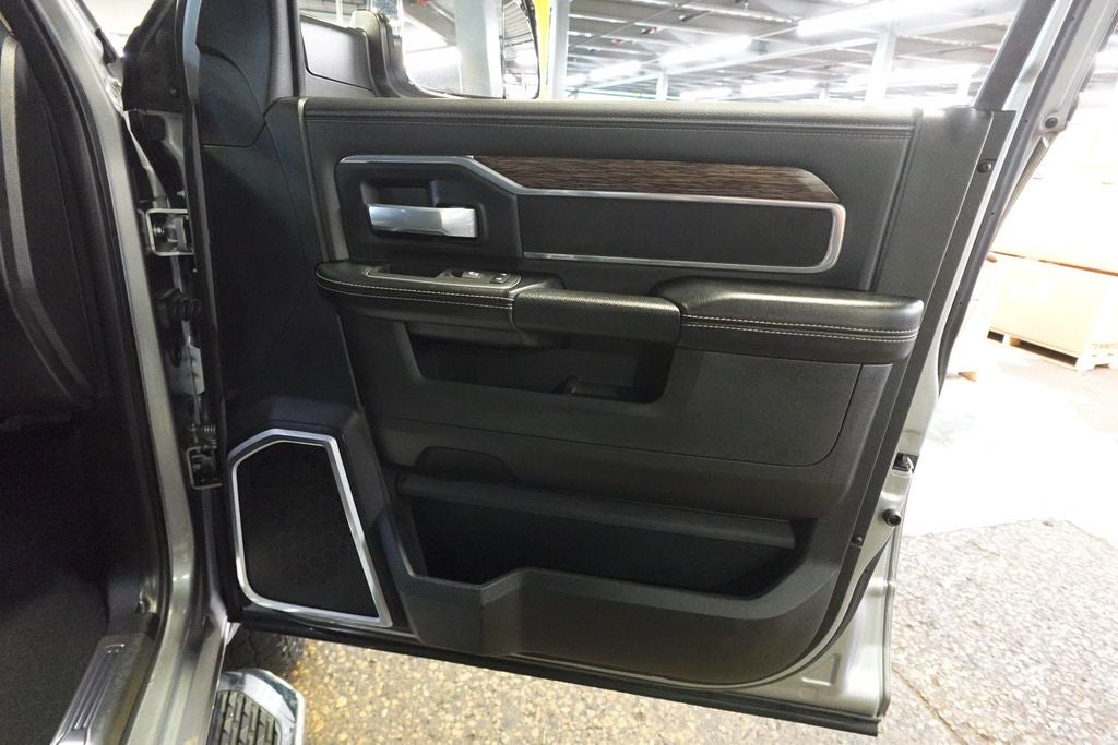 2021 RAM 2500 Laramie Crew Cab 4x4 6'4' Box